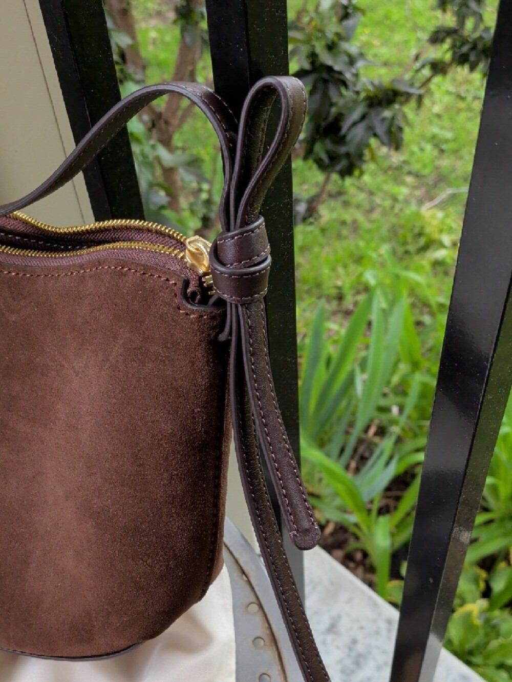 kate spade dark brown suede shoulder bag with gold zipper - Picture 10 of 11